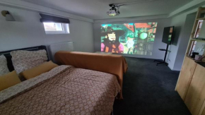 Orscholz apartment with free parking & garden